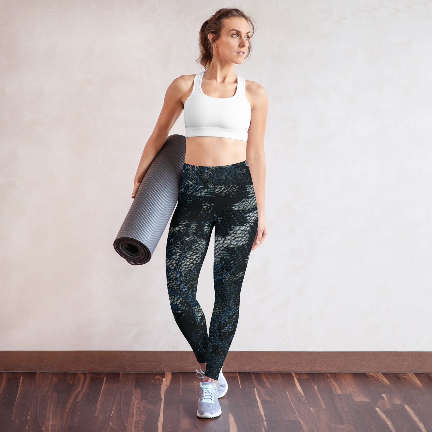 Romance & Mystery Yoga Leggings