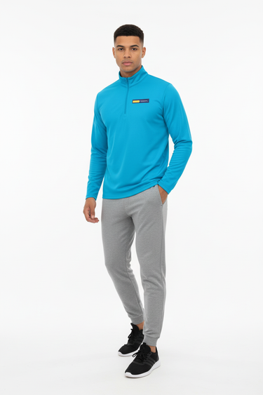 Atomic blue minimalist look