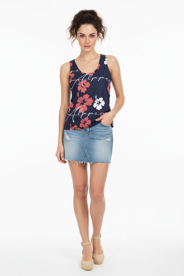 Look 7 - Summer casual with denim skirt