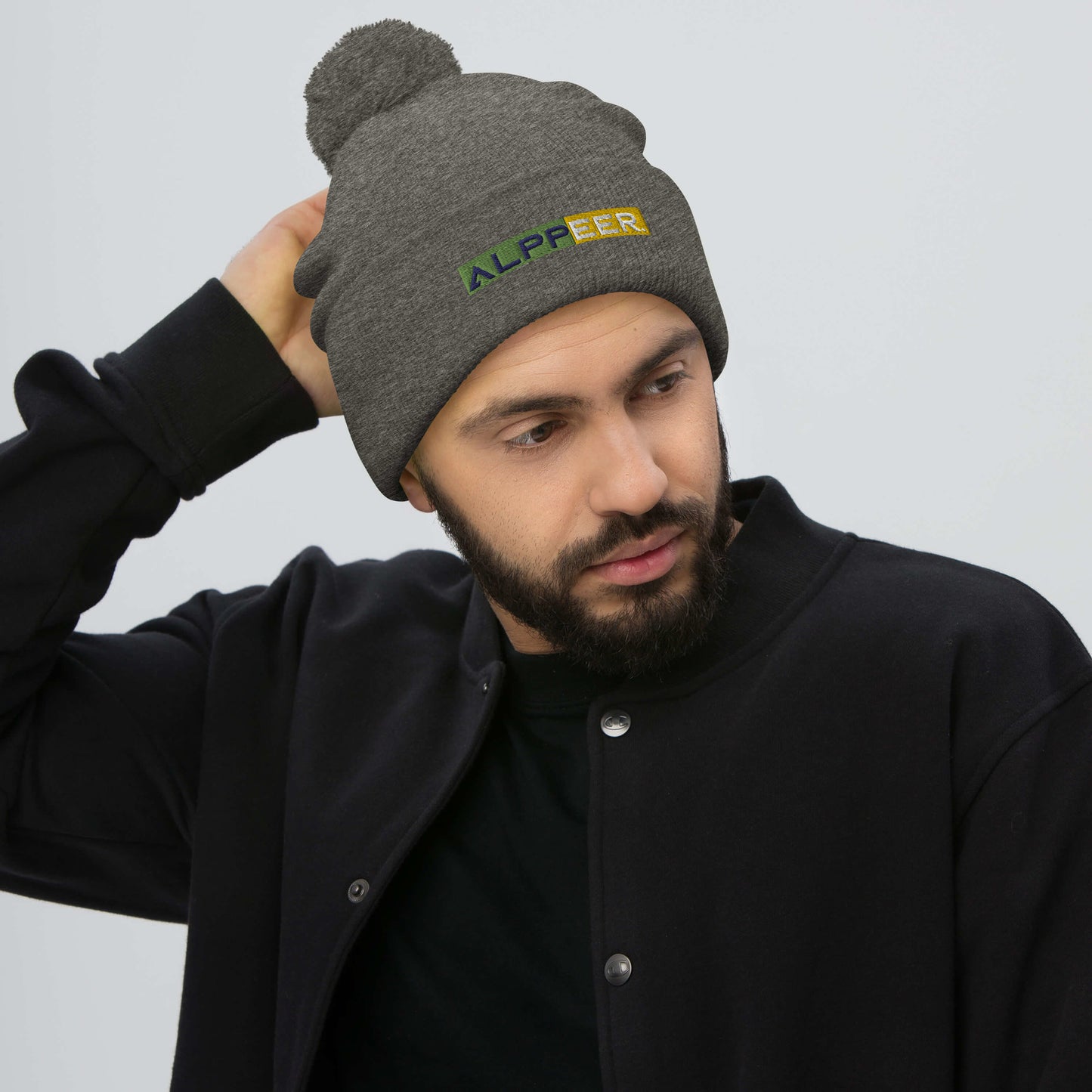 Alppeer Pom-Pom Beanie