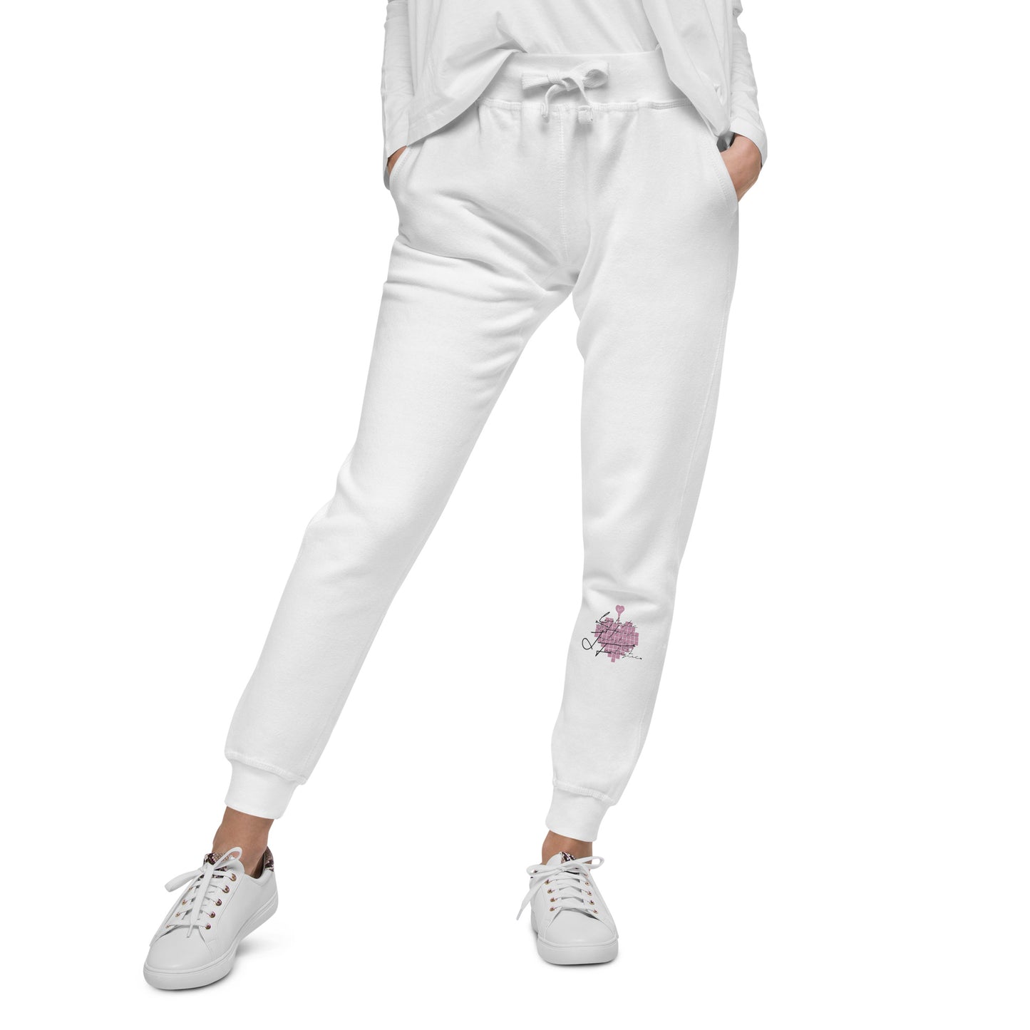 Love & Art fleece sweatpants