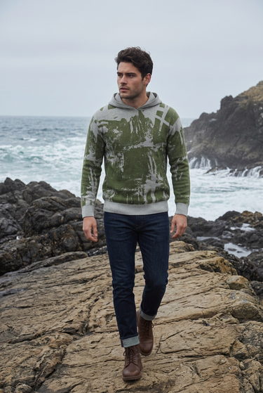 Walking coastal pose