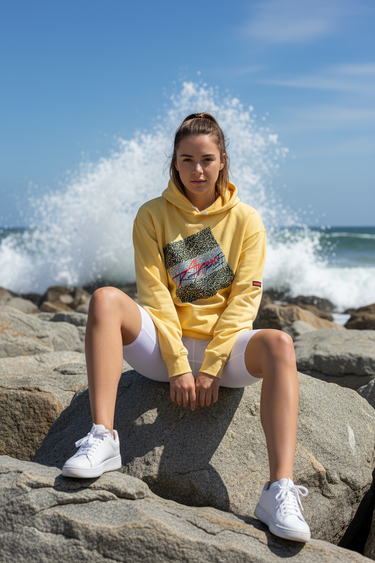 Alppeer Diamond Hoodie – Butter Yellow Female Rocks
