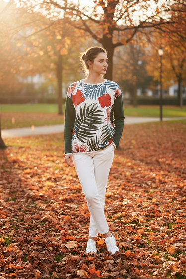 Hibiscus Knit – Joggers Look