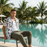 Infinity Pool Lounge
