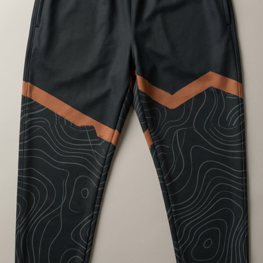 Jogger rust-colored panel close-up