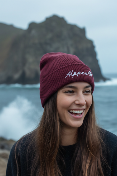 Look 3 – Beanie Burgundy