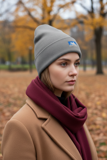 Look 5 – Grey Beanie Female Autumn