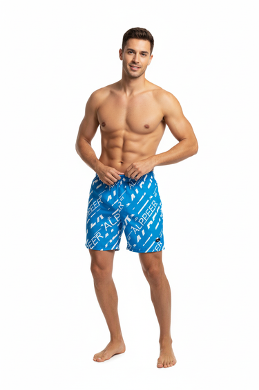 Solo Beach Look