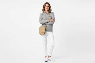 Woman Grey White Jeans Weekend